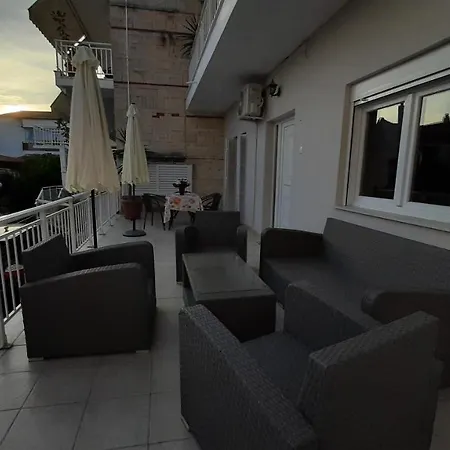 Irida Apartments Nea Skioni Exterior photo