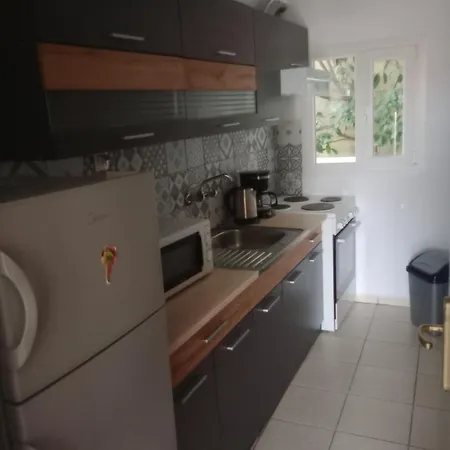 Irida Apartments Nea Skioni Exterior photo