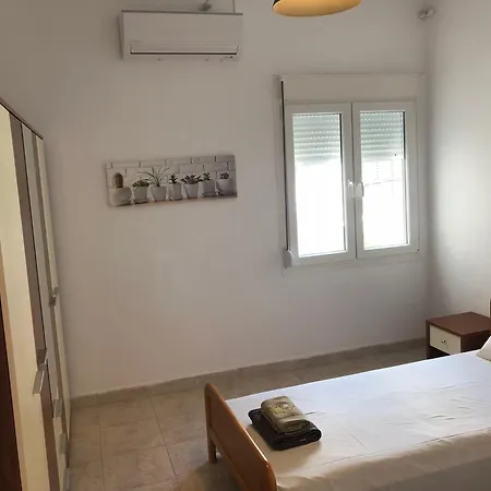 Irida Apartments Nea Skioni Room photo