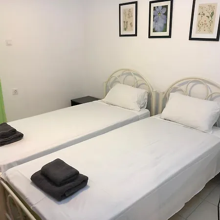 Irida Apartments Nea Skioni Room photo