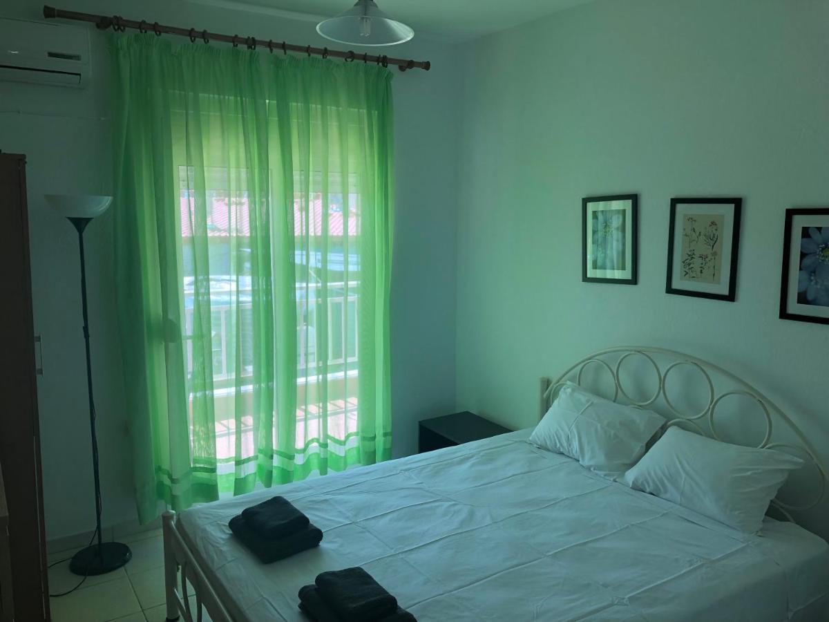 Apartment Irida *