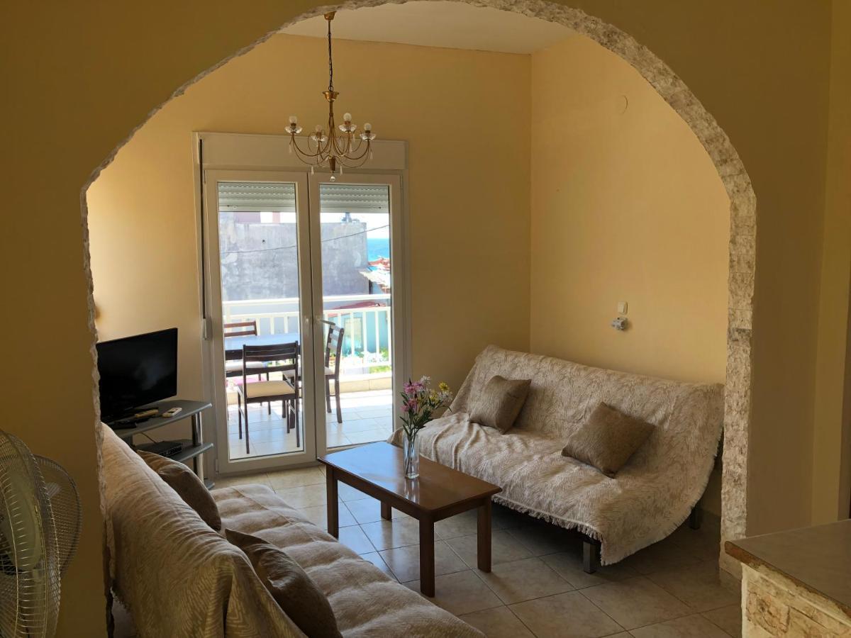 Apartment Irida Nea Skioni