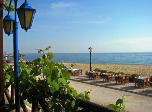 Apartment Irida Nea Skioni